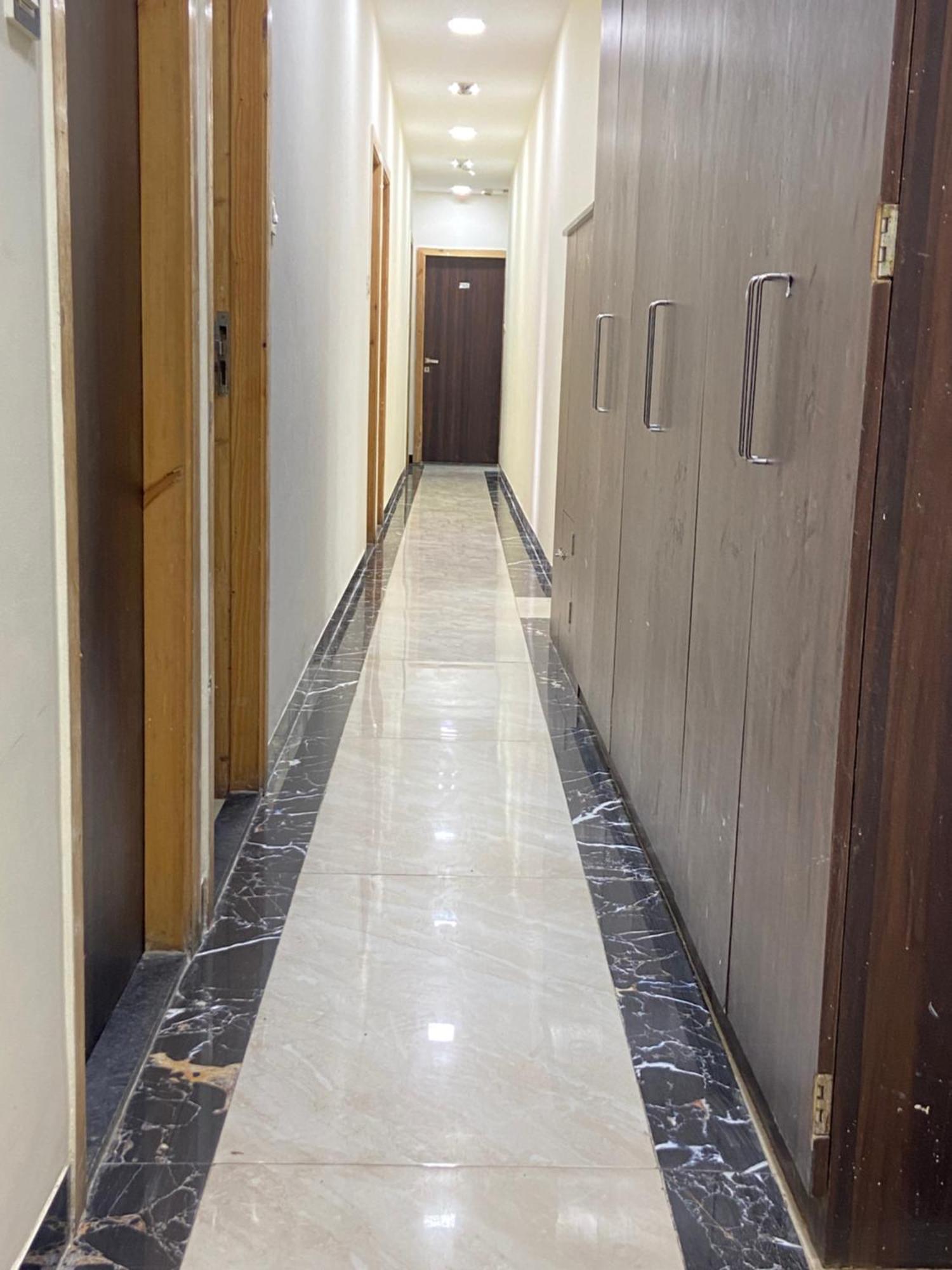 Hotel Blue Wellington - Near Mumbai Airport Екстер'єр фото